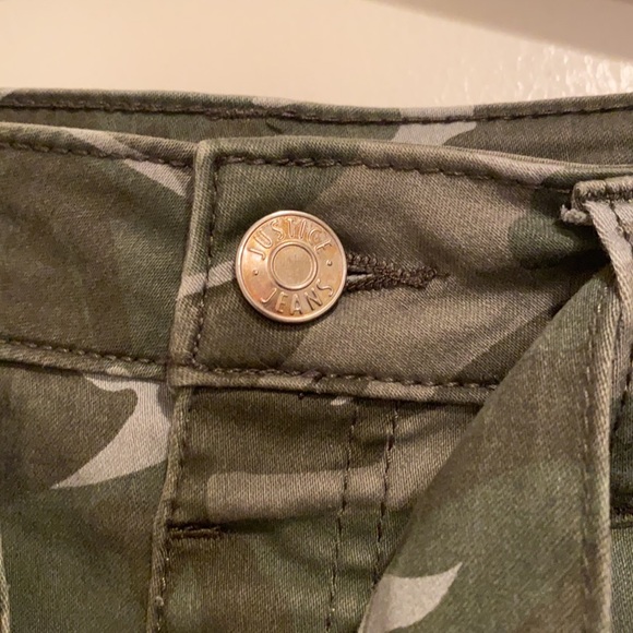 Justice shirt and skirt - Picture 5 of 7